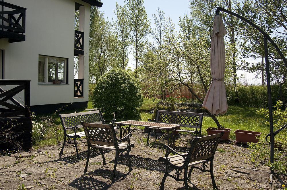 Tuule Villa Курессааре Экстерьер фото