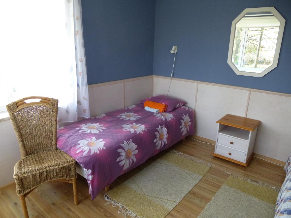 Tuule Villa Курессааре Номер фото